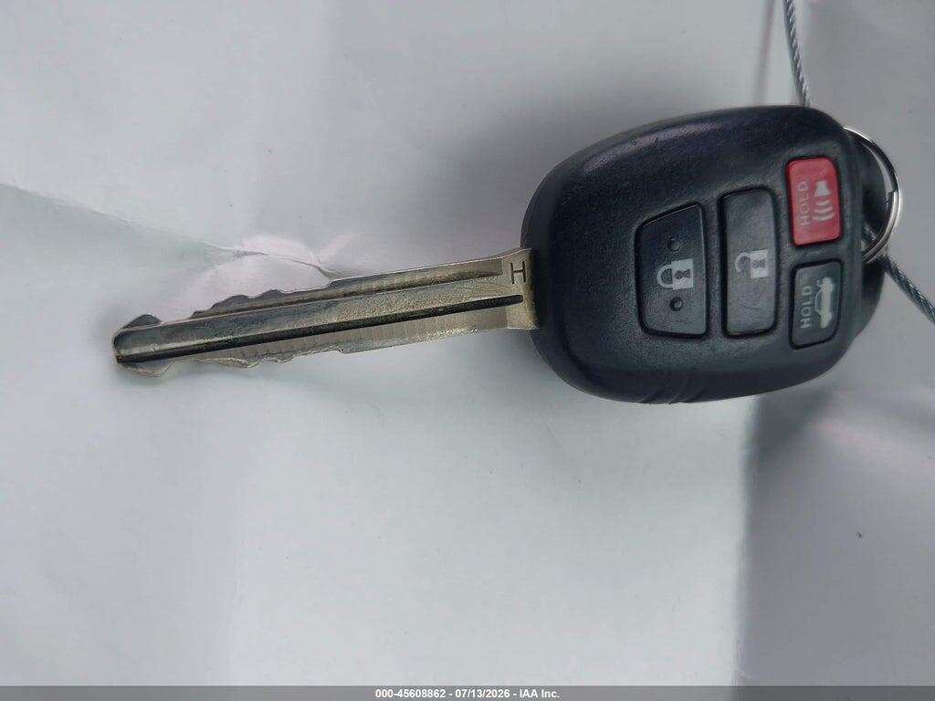 5YFBURHE5GP494602 2016 TOYOTA COROLLA photo no. 11