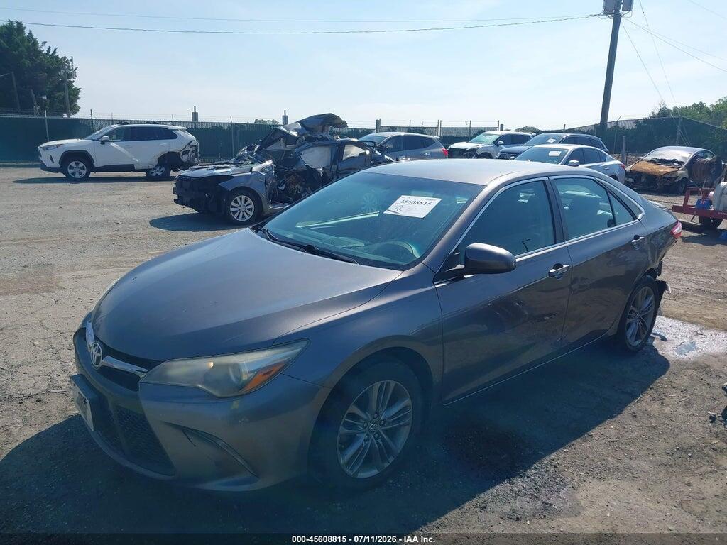 4T1BF1FK5HU410962 2017 TOYOTA CAMRY photo no. 2