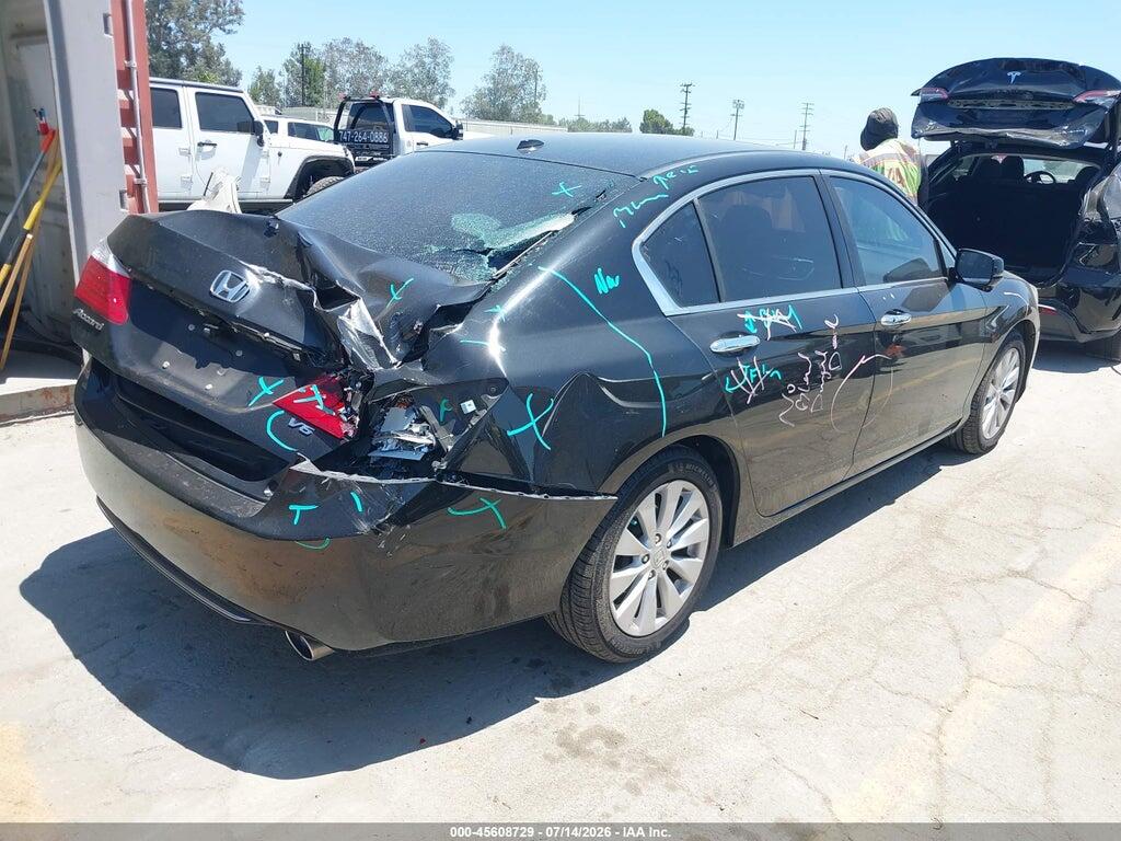 1HGCR3F8XDA043585 2013 HONDA ACCORD photo no. 4