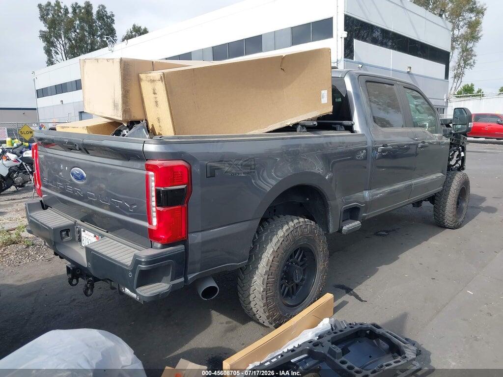 1FT7W2BA6PEC61399 2023 FORD F-250 photo no. 4