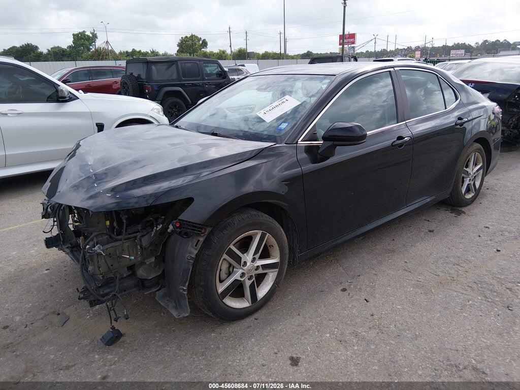 4T1C11AK6NU068105 2022 TOYOTA CAMRY photo no. 2