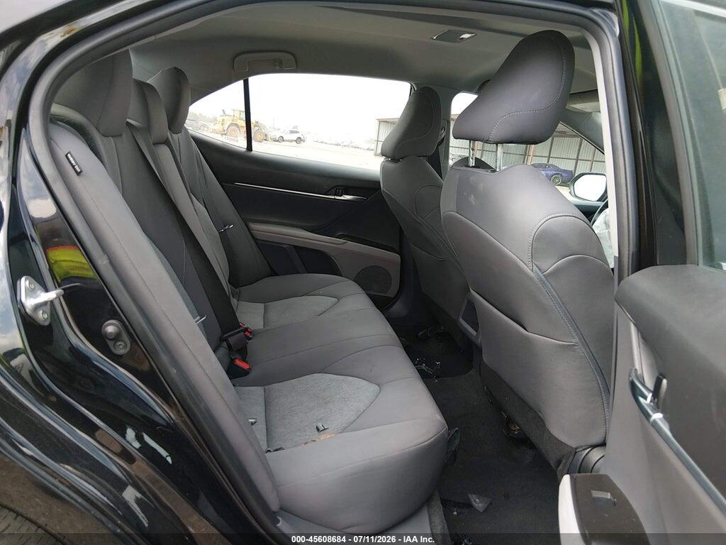 4T1C11AK6NU068105 2022 TOYOTA CAMRY photo no. 8