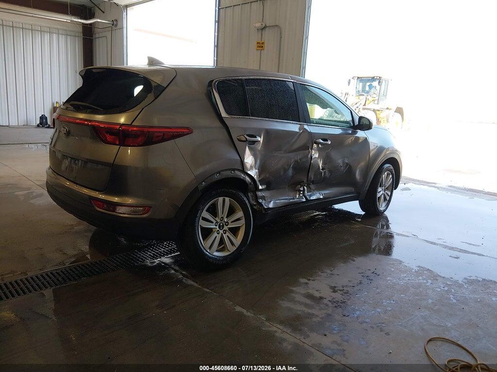 KNDPMCACXJ7332002 2018 KIA SPORTAGE photo no. 4