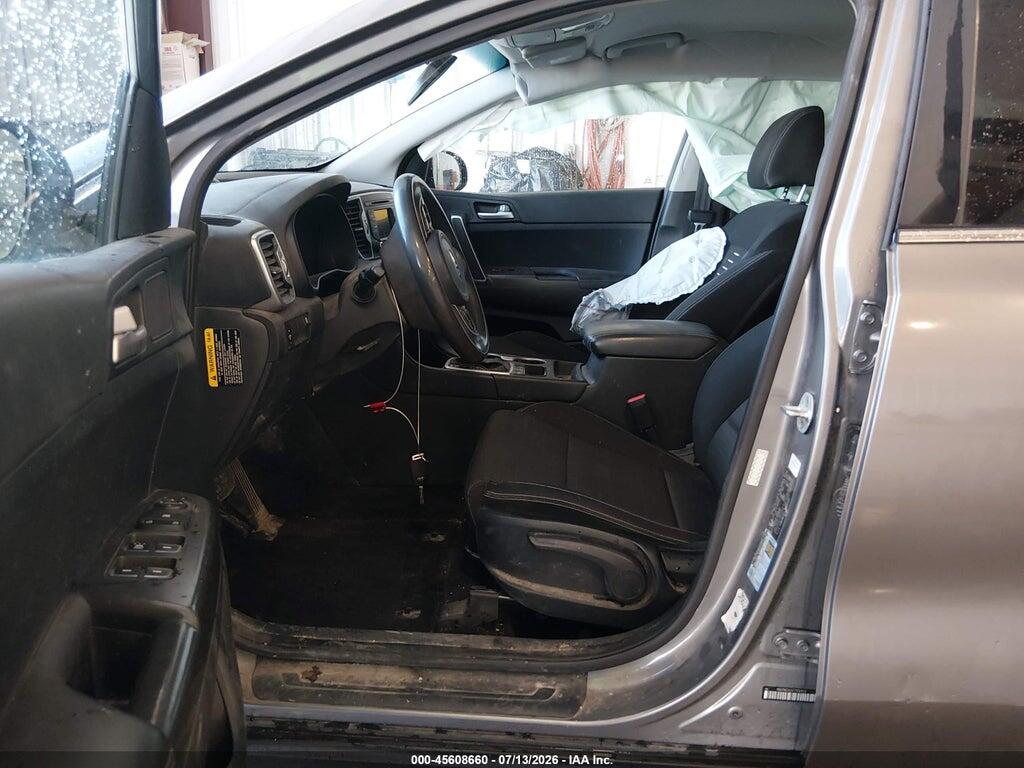 KNDPMCACXJ7332002 2018 KIA SPORTAGE photo no. 5