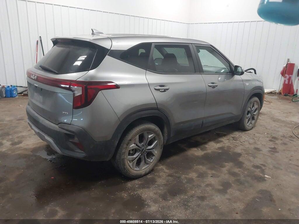 KNDEPCAA0R7637128 2024 KIA SELTOS photo no. 4