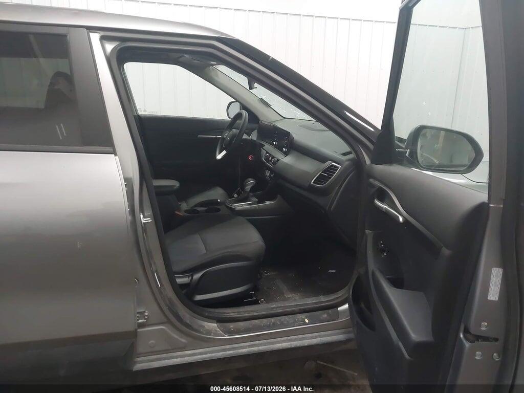 KNDEPCAA0R7637128 2024 KIA SELTOS photo no. 5