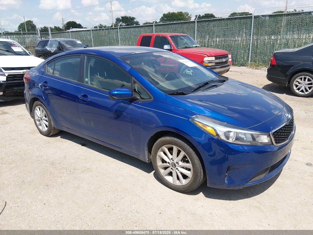 3KPFL4A70HE052087 2017 KIA FORTE photo no. 1