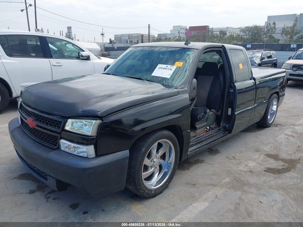 2GCEC19N761292244 2006 CHEVROLET SILVERADO 1500 SS photo no. 2