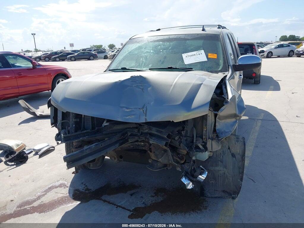 1GNFC16J78J209532 2008 CHEVROLET SUBURBAN 1500 photo no. 6