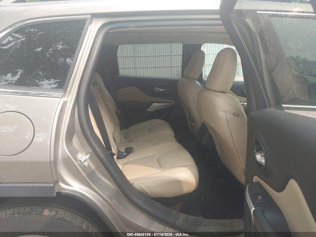 1C4PJMDB6HW665895 2017 JEEP CHEROKEE photo no. 8