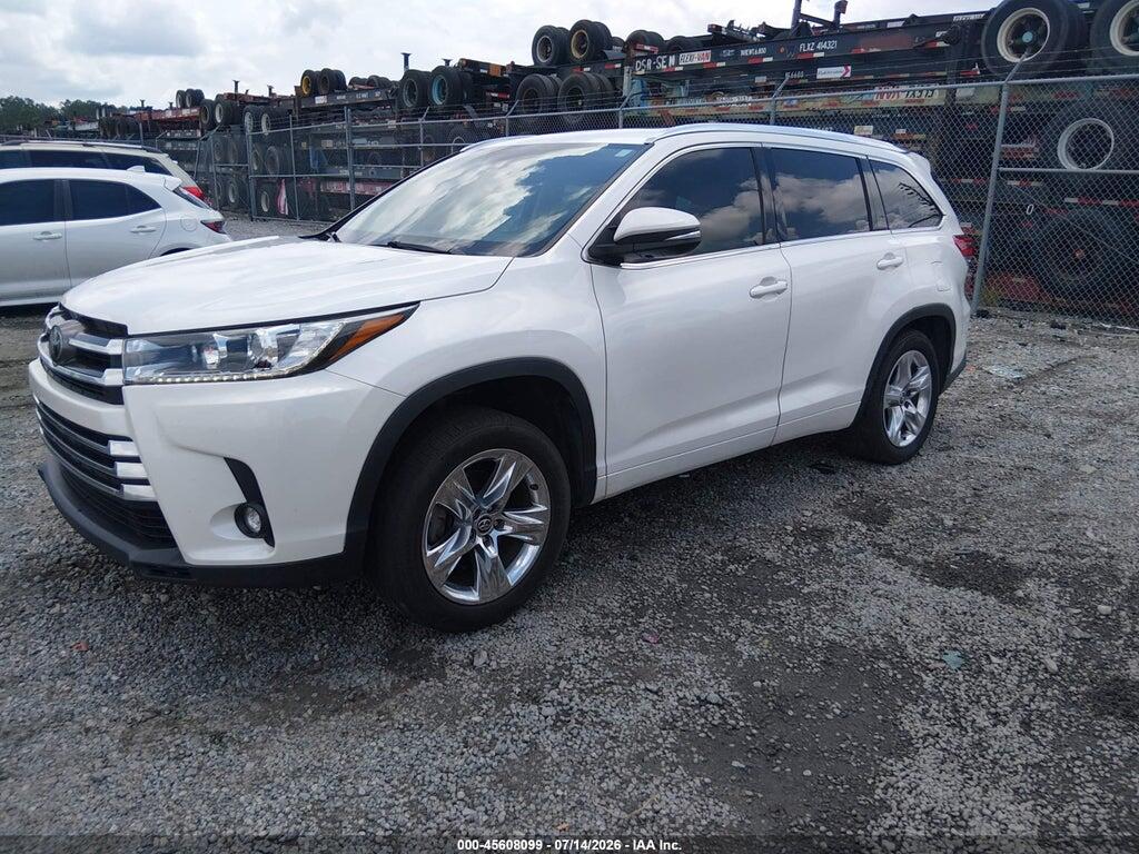 5TDYZRFH2HS214796 2017 TOYOTA HIGHLANDER photo no. 2