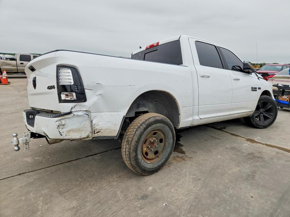 2018 RAM 1500 — Фото 3 из 12