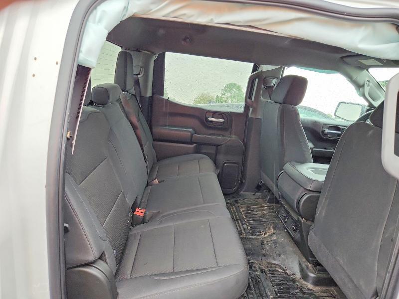 2025 CHEVROLET SILVERADO K1500 — Фото 10 из 12