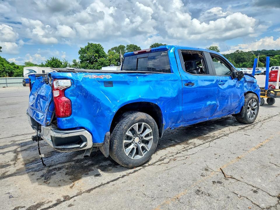 3GCUKDE84SG206065 2025 CHEVROLET SILVERADO photo no. 3