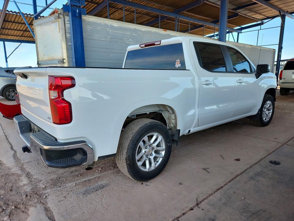 2025 CHEVROLET SILVERADO C1500 LT — Фото 3 из 12
