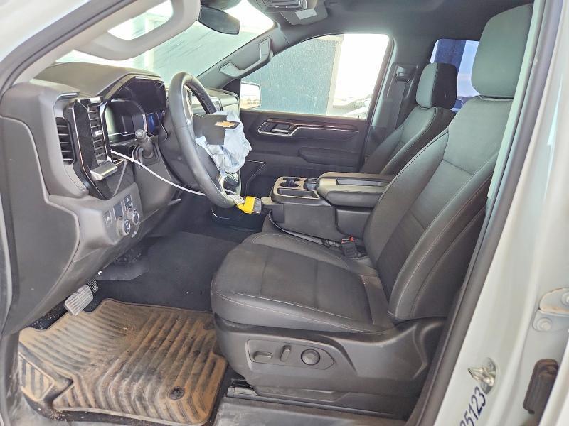 2025 CHEVROLET SILVERADO C1500 LT — Фото 7 из 12