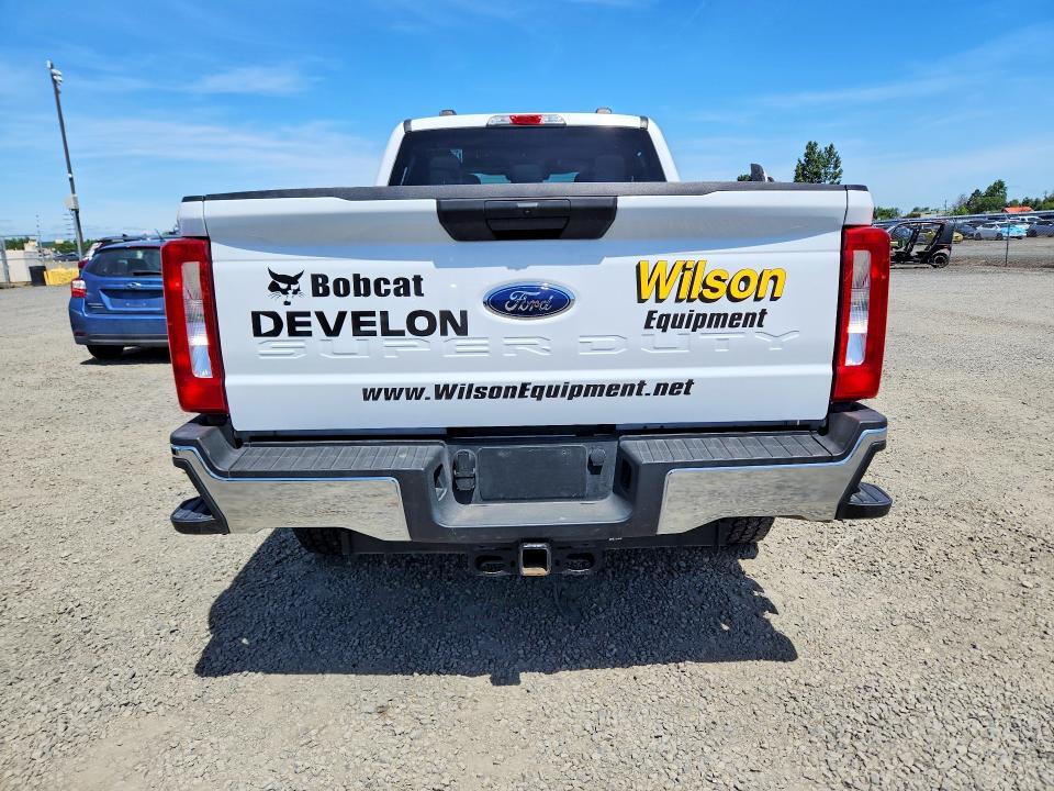 2025 FORD F250 SUPER DUTY — Фото 6 из 12