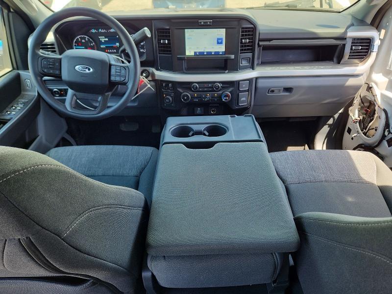 2025 FORD F250 SUPER DUTY — Фото 8 из 12