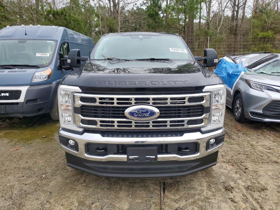 2025 FORD F350 SUPER DUTY — Фото 5 из 13