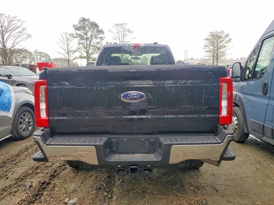2025 FORD F350 SUPER DUTY — Фото 6 из 13