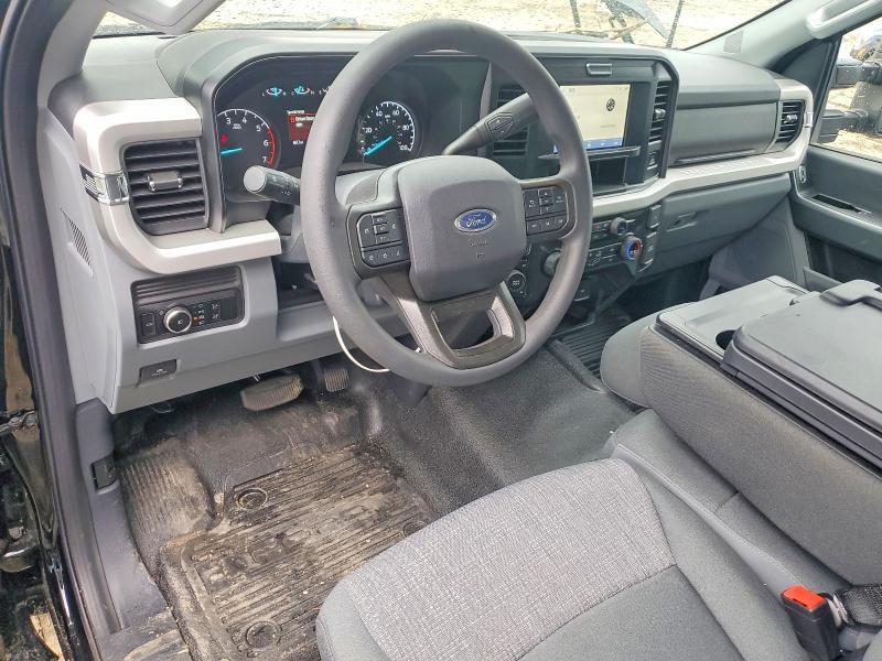 2025 FORD F350 SUPER DUTY — Фото 8 из 13