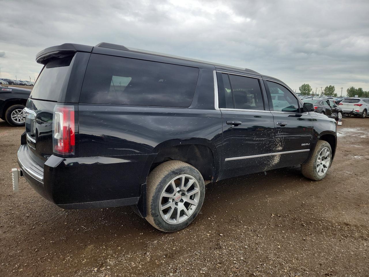 2ATS10018SU291396 2025 GMC YUKON photo no. 3
