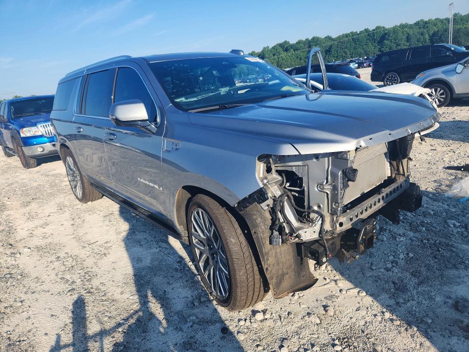 2025 GMC YUKON XL DENALI ULTIMATE — Фото 4 из 14
