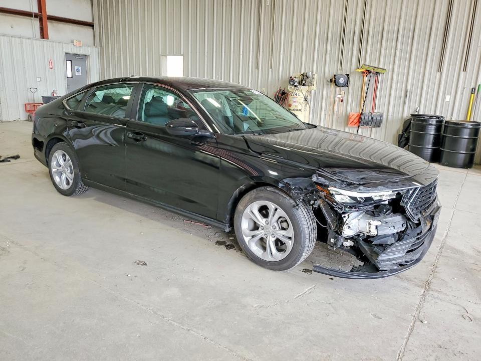 1HGCY1F29SA041102 2025 HONDA ACCORD photo no. 4