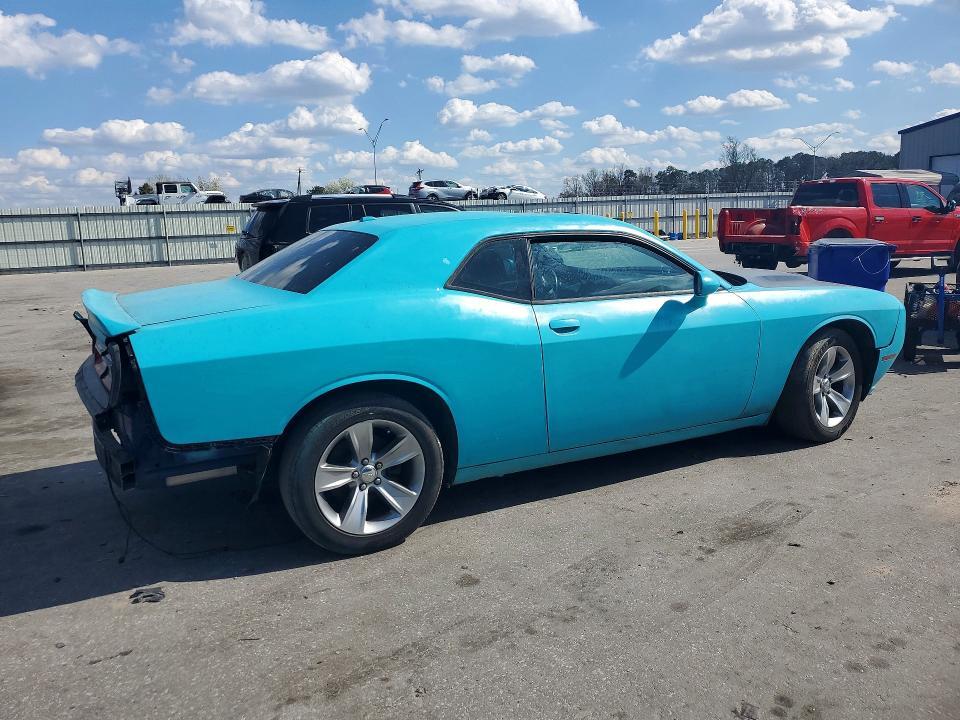 2018 DODGE CHALLENGER SXT — Фото 3 из 13
