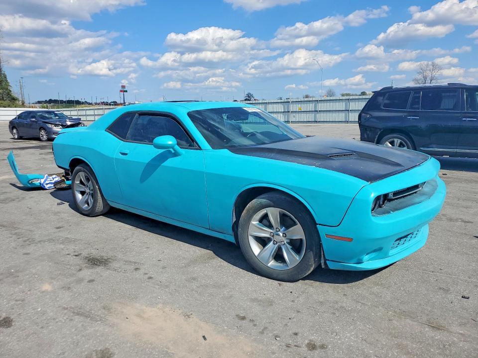 2018 DODGE CHALLENGER SXT — Фото 4 из 13