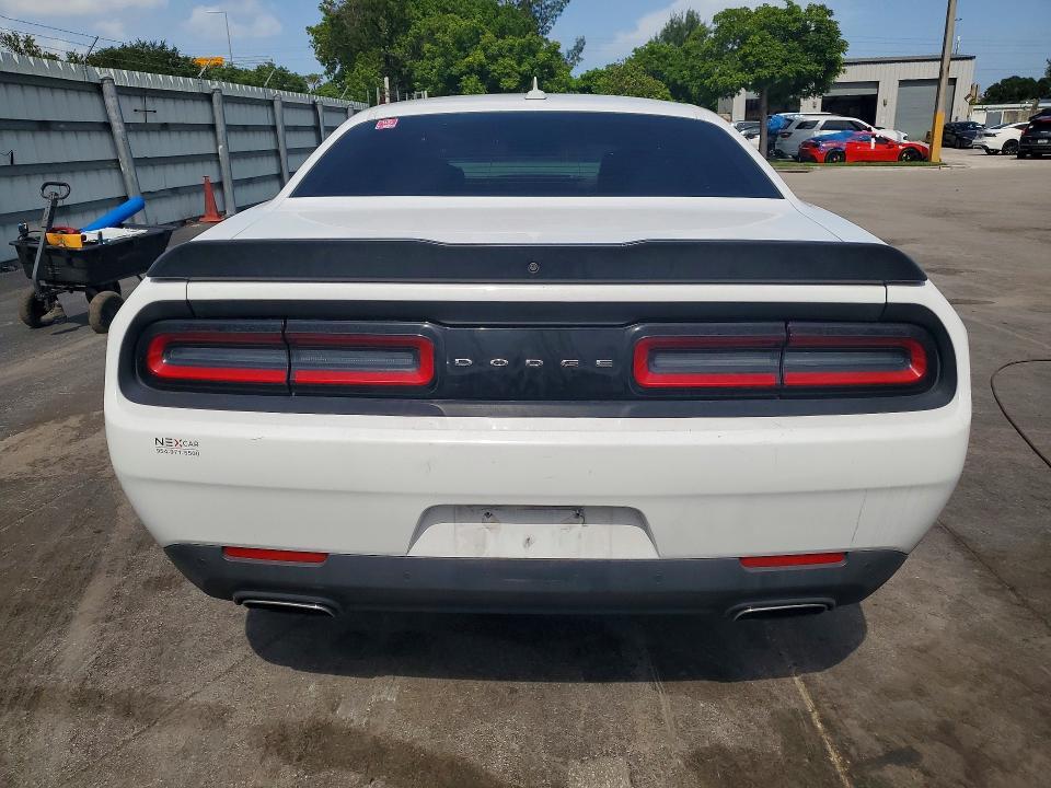 2018 DODGE CHALLENGER SXT — Фото 6 из 12