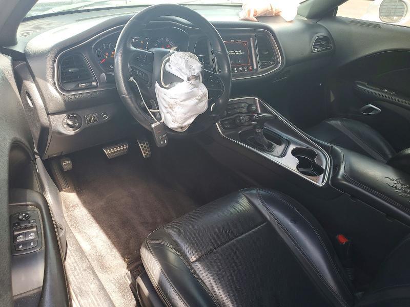 2018 DODGE CHALLENGER SXT — Фото 8 из 12