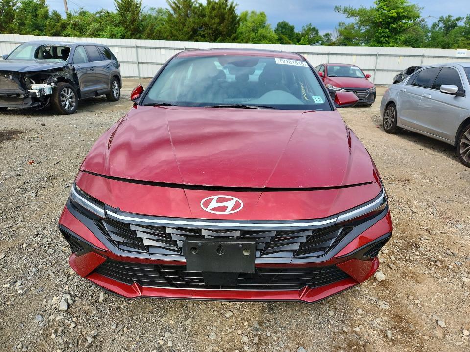 2025 HYUNDAI ELANTRA SEL — Фото 5 из 12