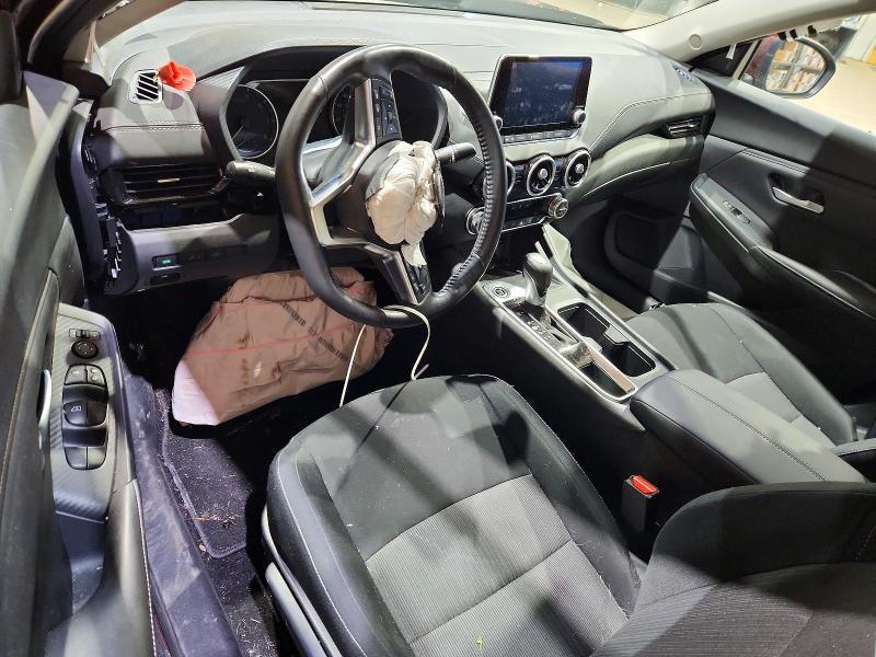 2025 NISSAN SENTRA SV — Фото 8 из 12