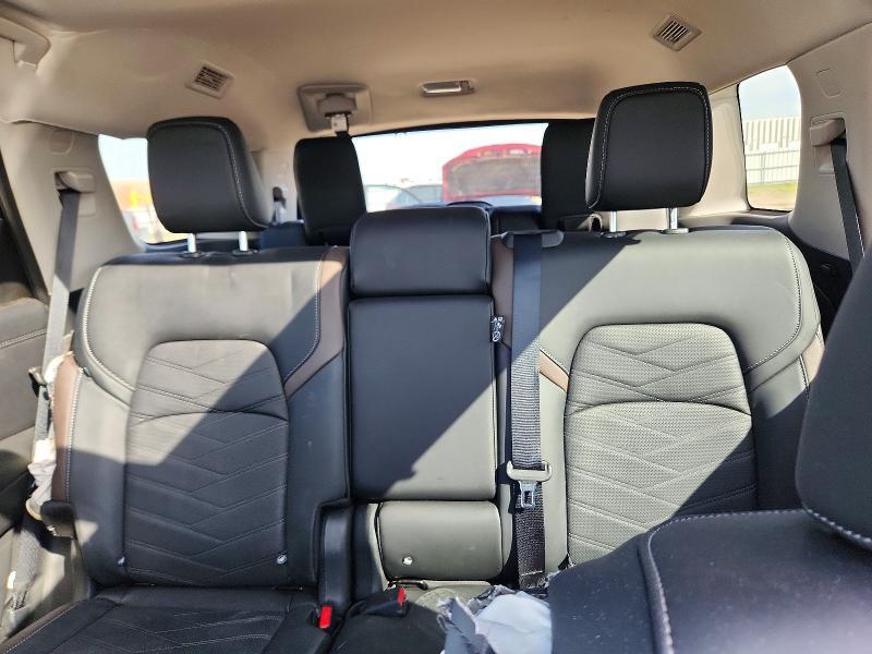 2025 NISSAN PATHFINDER PLATINUM — Фото 10 из 14