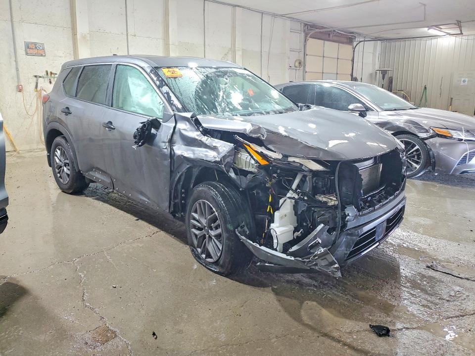 5N1BT3AA2SC856325 2025 NISSAN ROGUE photo no. 4