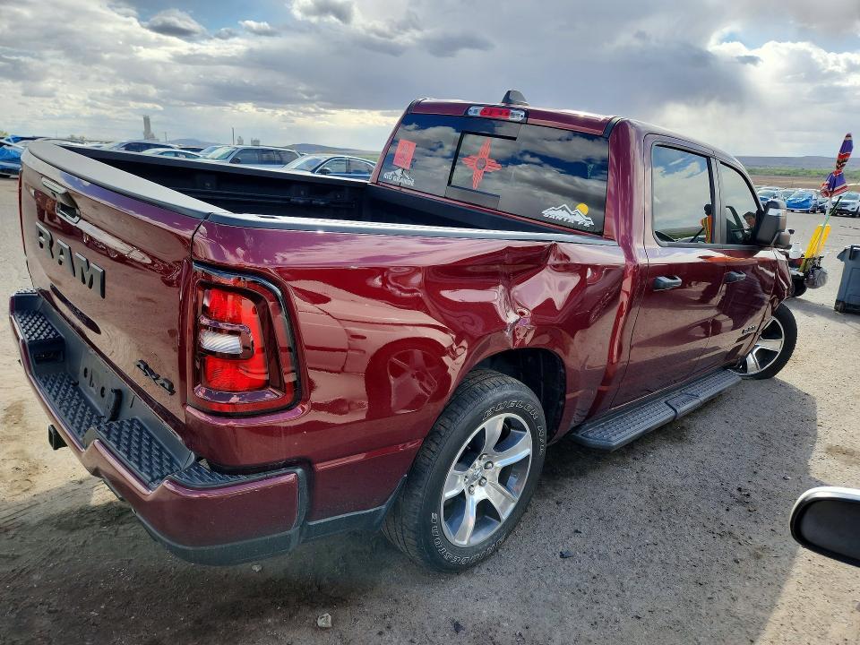 2025 RAM 1500 TRADESMAN — Фото 3 из 12