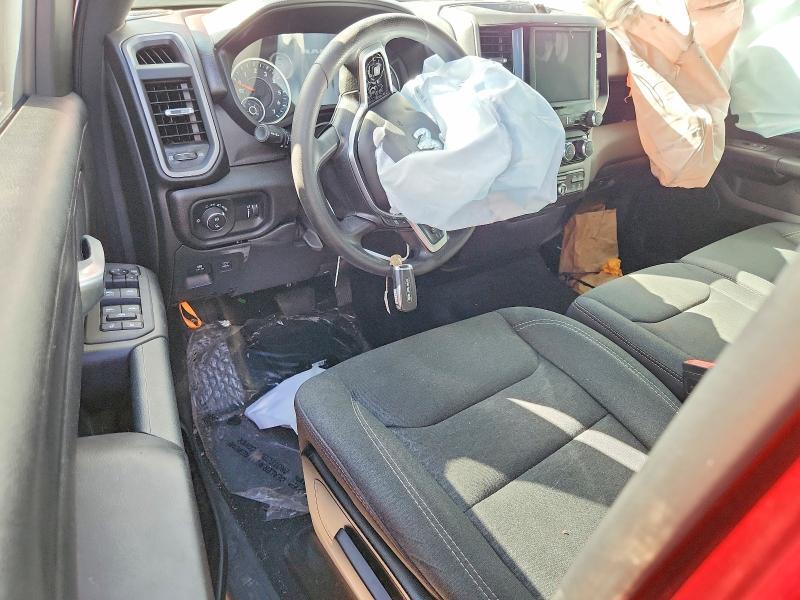 2025 RAM 1500 TRADESMAN — Фото 8 из 12