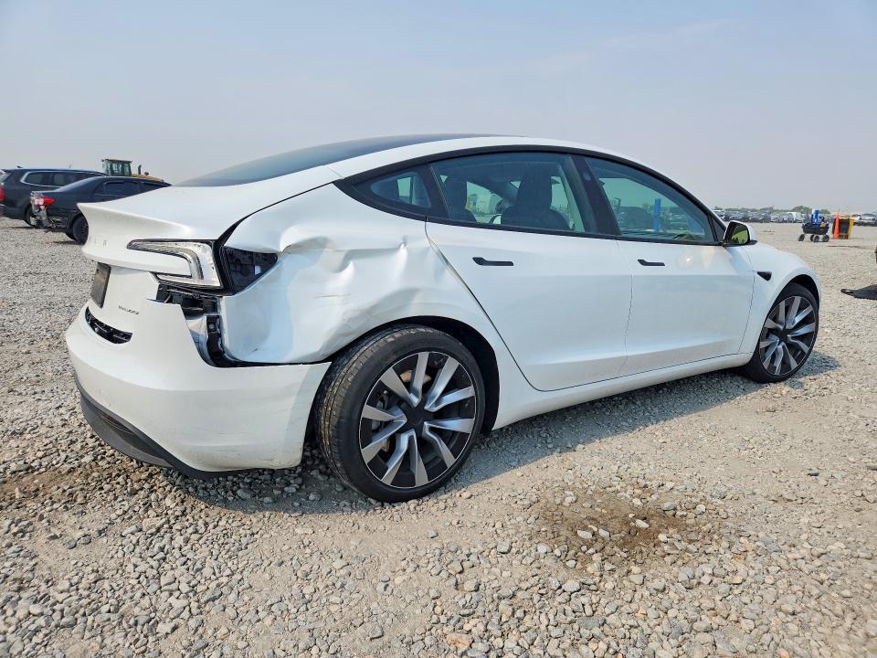 5YJ3E1EB9SF906893 2025 TESLA MODEL 3 photo no. 3