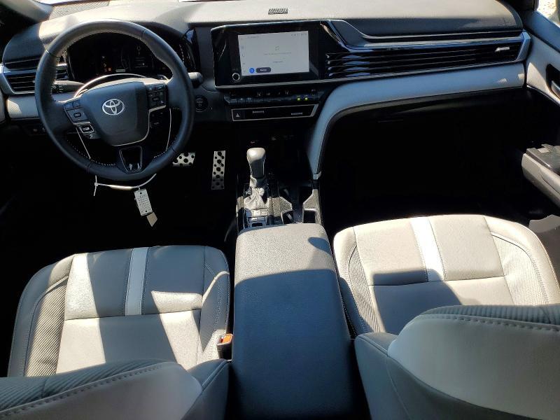 2025 TOYOTA CAMRY SE — Фото 8 из 12