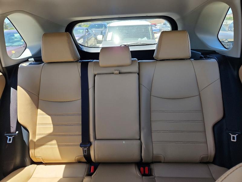 2025 TOYOTA RAV4 XLE PREMIUM — Фото 10 из 14