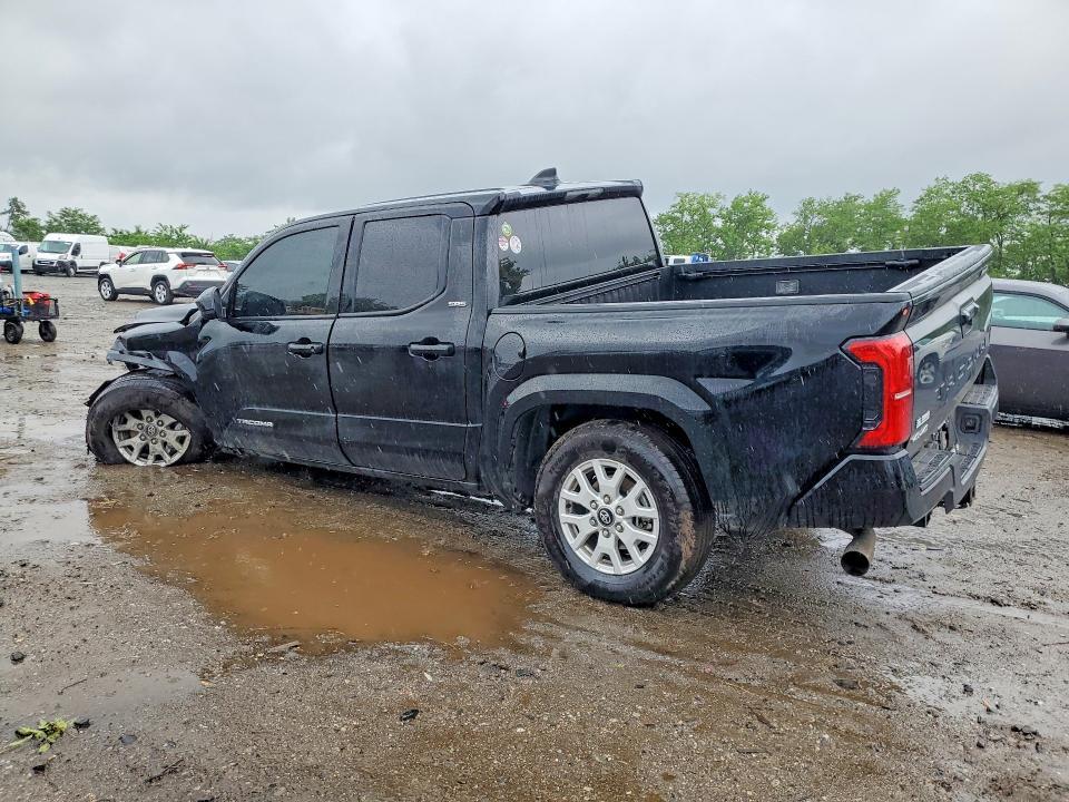 2025 TOYOTA TACOMA SR5 — Фото 2 из 12