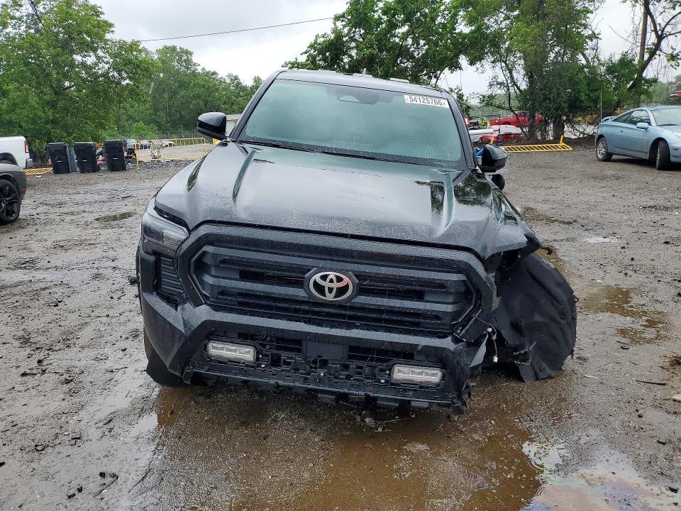 2025 TOYOTA TACOMA SR5 — Фото 5 из 12