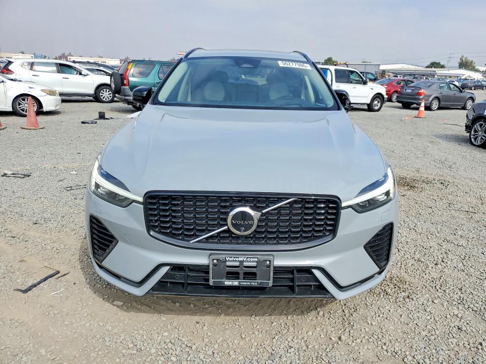 YV4H60RM0S1054321 2025 VOLVO XC60 photo no. 5