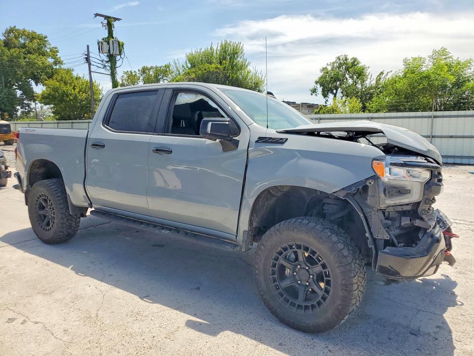 2024 CHEVROLET SILVERADO K1500 LT TRAIL BOSS — Фото 4 из 13