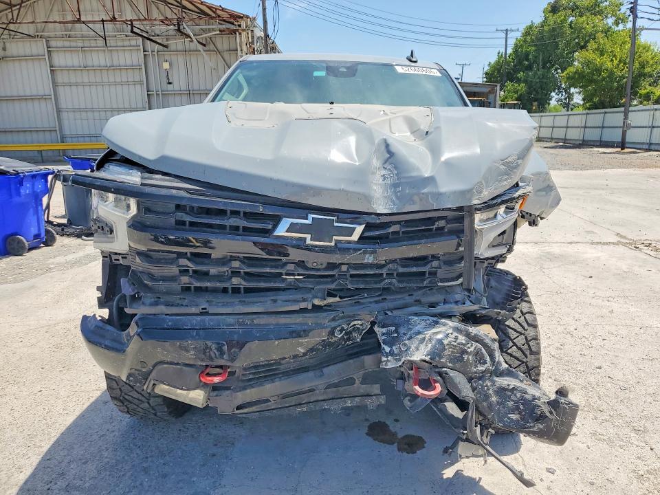 2024 CHEVROLET SILVERADO K1500 LT TRAIL BOSS — Фото 5 из 13