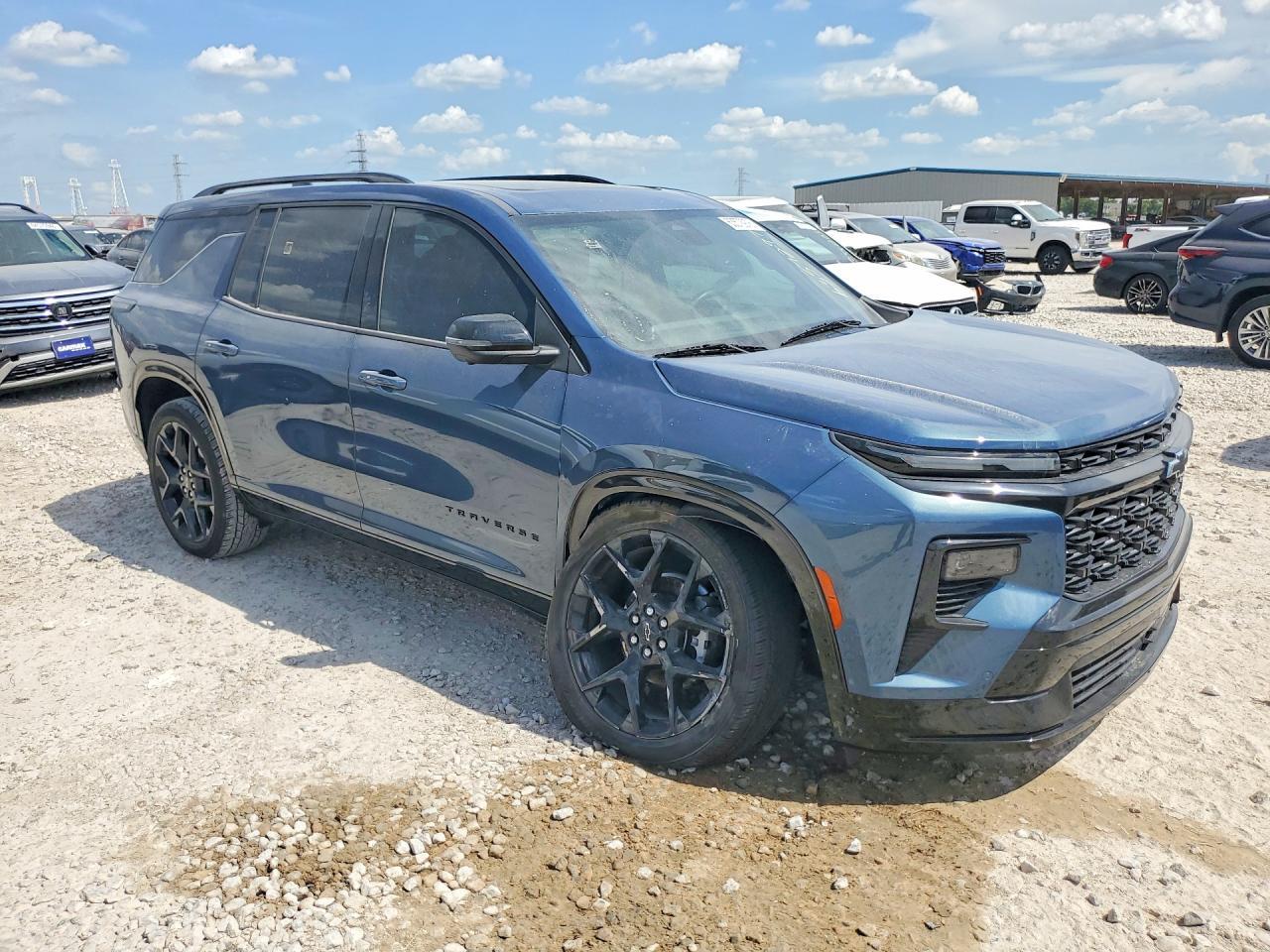2024 CHEVROLET TRAVERSE RS — Фото 4 из 13