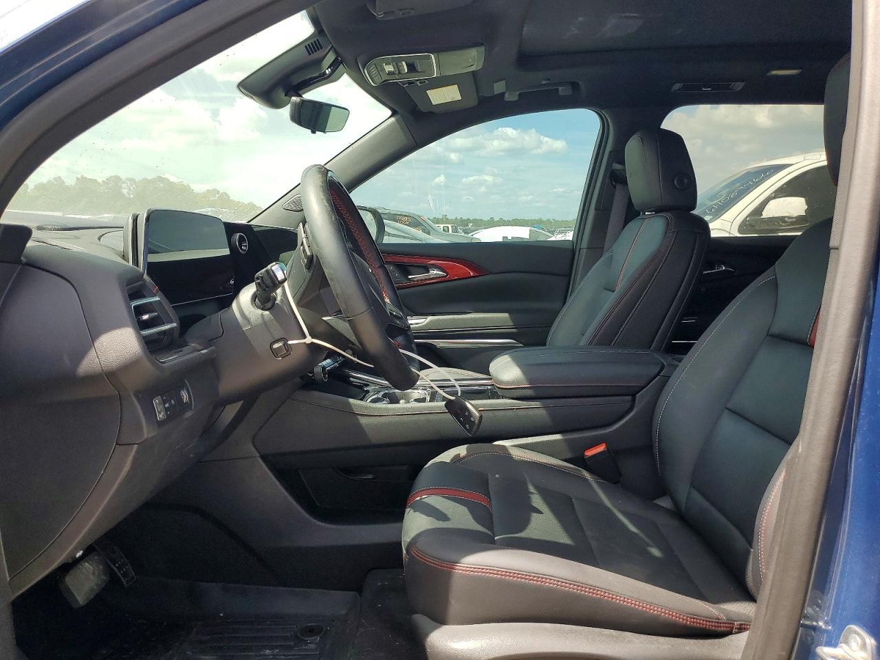 2024 CHEVROLET TRAVERSE RS — Фото 7 из 13
