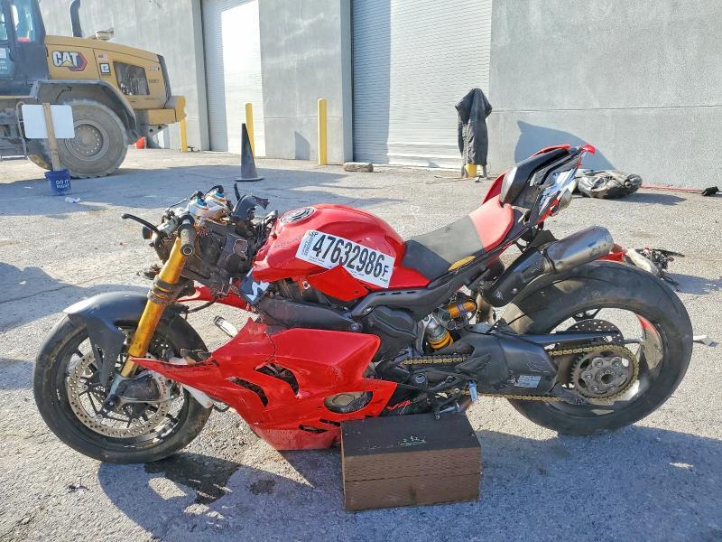2024 DUCATI PANIGALE V4S — Фото 3 из 10