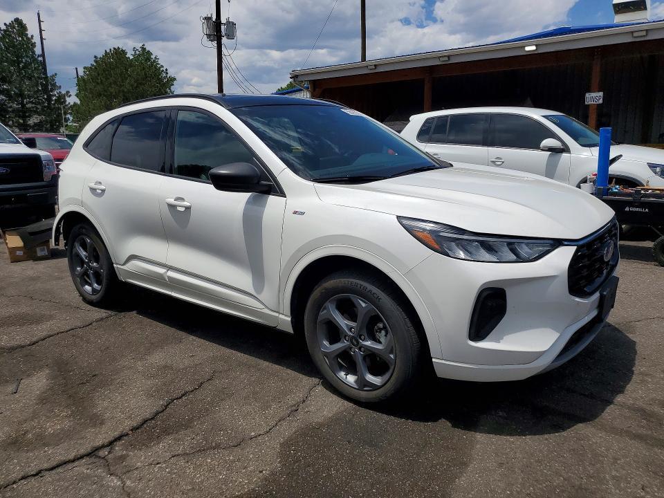 2024 FORD ESCAPE ST LINE — Фото 4 из 12